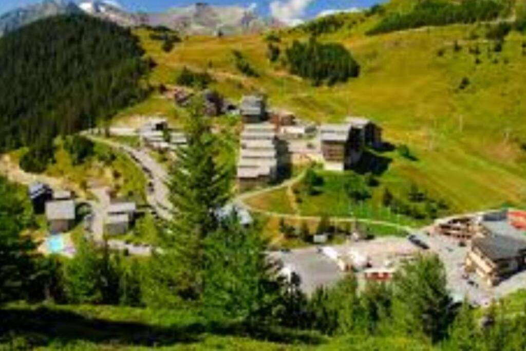 Appt 43 M2 Station Auris En Oisans - Alpes D Huez Appartamento Esterno foto